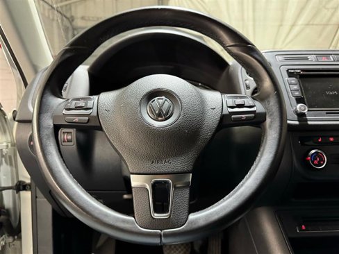 Used 2014 Volkswagen Tiguan SE image 20