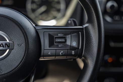 Used 2021 Nissan Rogue SV image 27
