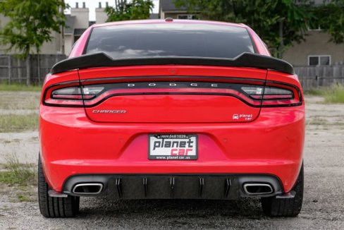 Used 2019 Dodge Charger SXT image 12