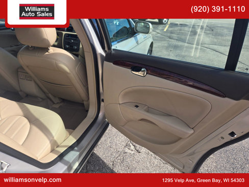 Used 2008 Buick Lucerne CXL w/ Driver Confidence Package image 16