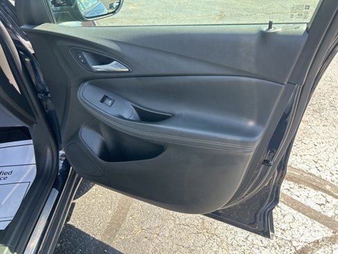 Used 2021 Buick Encore GX Select image 23