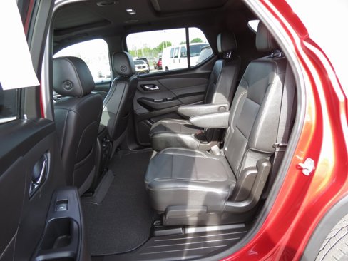 Used 2022 Chevrolet Traverse LT w/ LT Premium Package image 33