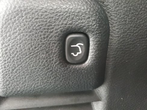 Used 2015 Jeep Grand Cherokee Altitude image 31