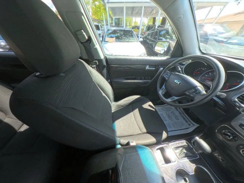 Used 2014 Kia Sorento LX image 27