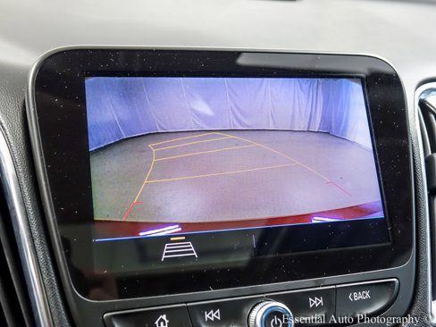 Used 2020 Chevrolet Malibu LT w/ Leather Package image 16
