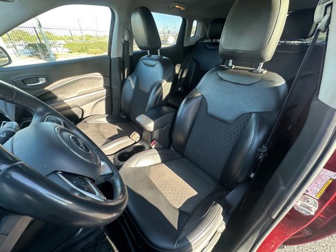 Used 2021 Jeep Compass Latitude image 21
