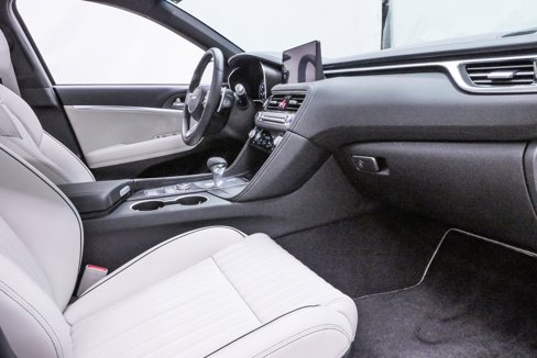 Certified 2025 Genesis G70 2.5T w/ Sport Prestige Package image 13