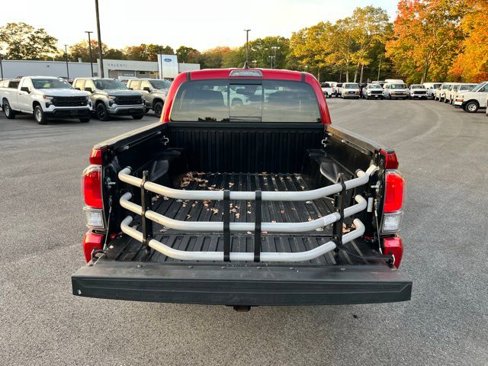 Used 2021 Toyota Tacoma TRD Sport w/ Technology Package image 8