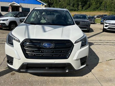 Used 2022 Subaru Forester image 3