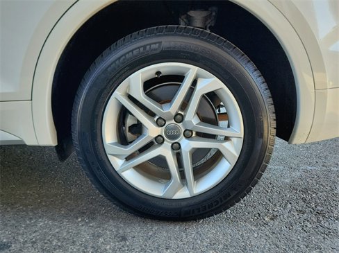 Used 2018 Audi Q5 2.0T Premium image 9