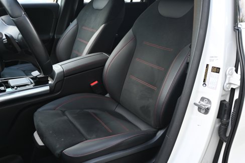 Used 2023 Mercedes-Benz GLA 250 4MATIC image 16