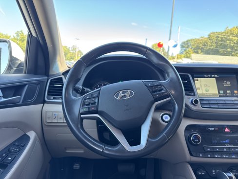 Used 2016 Hyundai Tucson Limited w/ Option Group 03 image 13