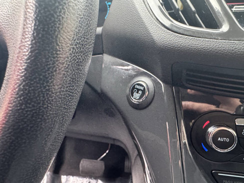 Used 2014 Ford Escape Titanium image 20