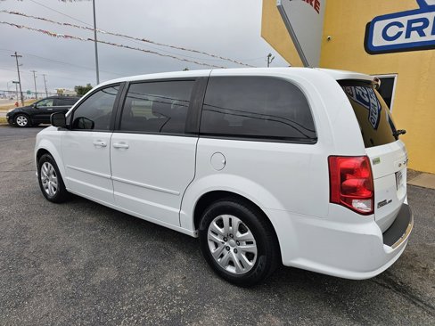 Used 2016 Dodge Grand Caravan SE w/ Quick Order Package 29E SE image 3