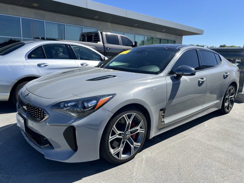 Used 2019 Kia Stinger GT1 image 2
