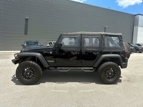 Used 2017 Jeep Wrangler Unlimited Sport w/ Max Tow Package image 8