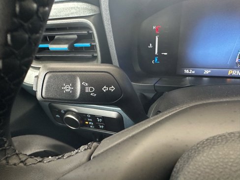 New 2025 Ford Maverick XLT image 47