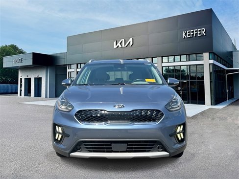 Used 2020 Kia Niro Touring image 3