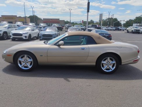 Used 1999 Jaguar XK8 Convertible image 4