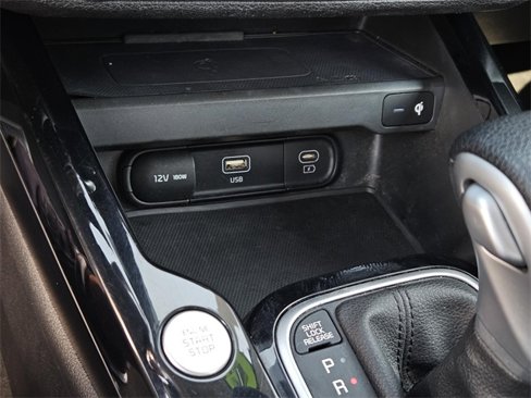 Certified 2023 Kia Soul S image 23
