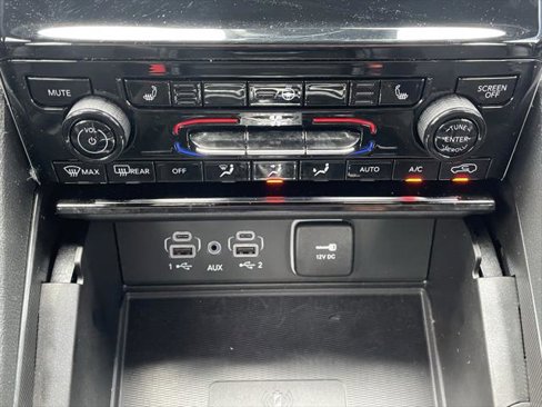 Used 2024 Jeep Grand Cherokee Altitude image 23