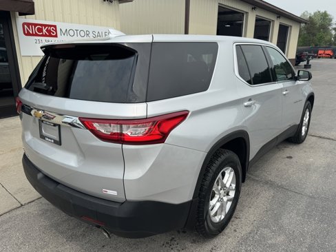 Used 2020 Chevrolet Traverse LS image 3