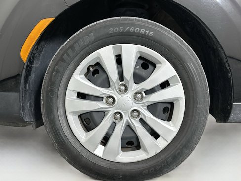 Used 2022 Kia Soul LX image 11