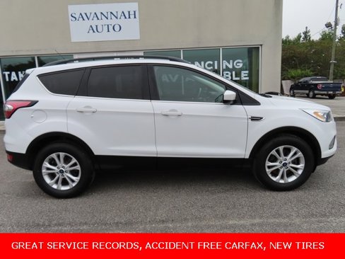 Used 2018 Ford Escape SEL image 2