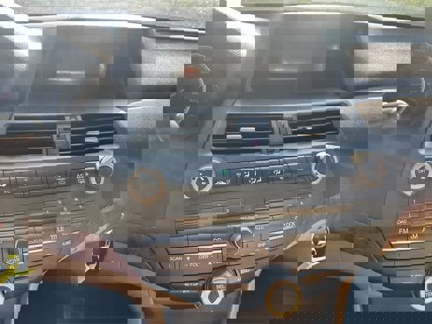 Used 2011 Honda Accord EX image 9