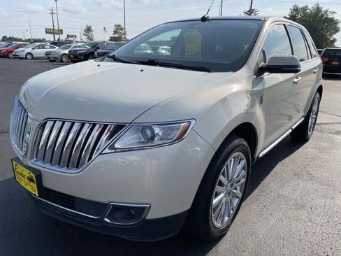 Used 2014 Lincoln MKX AWD w/ Equipment Group 102A image 4