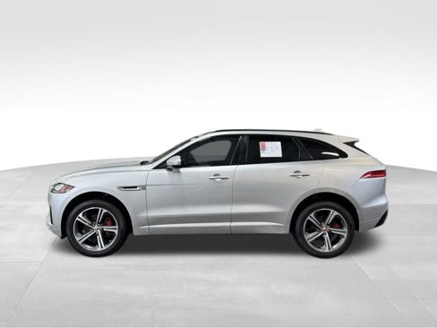 Used 2019 Jaguar F-PACE S image 2