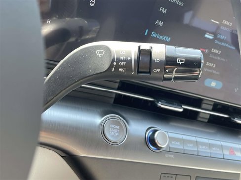 Certified 2025 Hyundai Kona SEL image 17