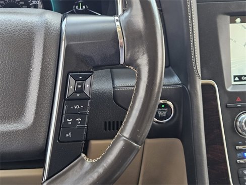Used 2016 Lincoln Navigator Reserve image 28