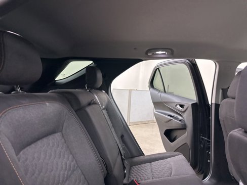 Used 2018 Chevrolet Equinox LT image 25