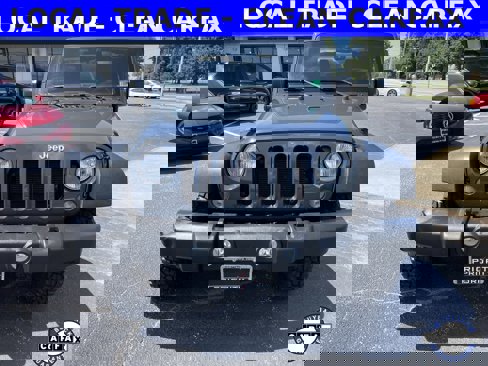 Used 2016 Jeep Wrangler Rubicon w/ Power Convenience Group image 8