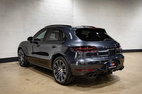 Used 2017 Porsche Macan Turbo image 8