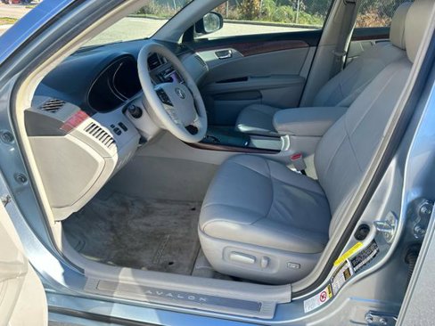 Used 2012 Toyota Avalon image 19
