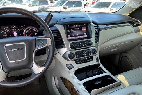 Used 2015 GMC Yukon XL Denali w/ Touring Package image 6