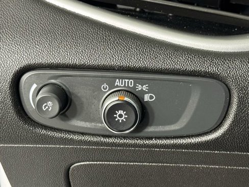 Used 2024 Chevrolet Malibu LT image 21