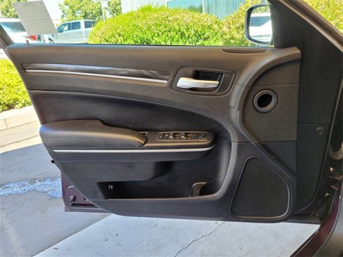 Used 2021 Chrysler 300 Touring w/ Sport Appearance Package image 28