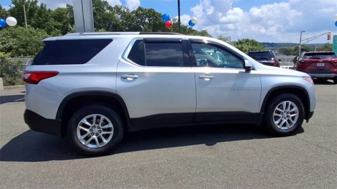 Used 2018 Chevrolet Traverse LT image 9