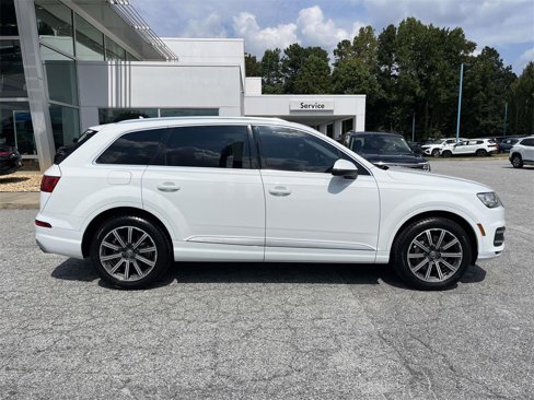 Used 2017 Audi Q7 3.0T Premium Plus w/ Premium Plus Package image 2