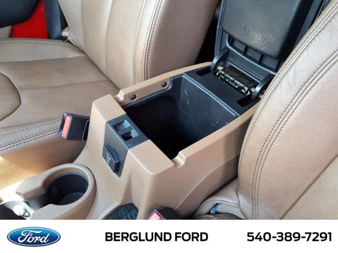 Used 2014 Jeep Wrangler Unlimited Sahara image 30