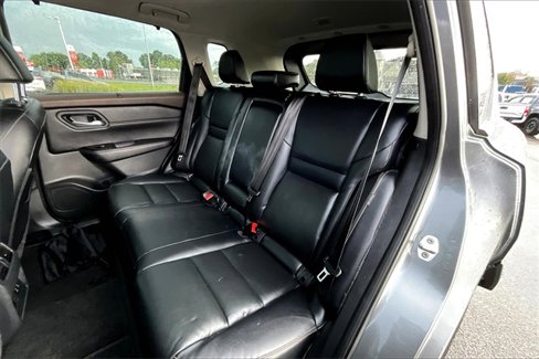 Used 2023 Nissan Rogue SL w/ SL Premium Package image 27