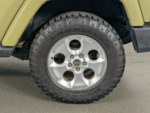 Used 2013 Jeep Wrangler Sahara w/ Connectivity Group image 11