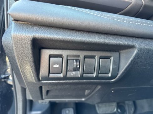 Used 2022 Subaru Legacy Limited image 23