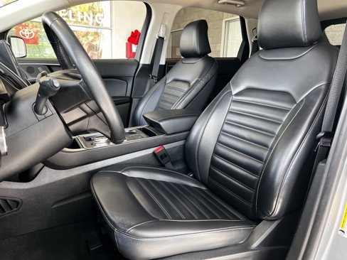 Used 2024 Ford Edge SEL image 19