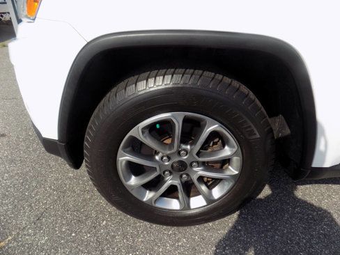 Used 2015 Jeep Grand Cherokee Limited image 11