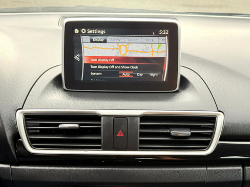 Used 2015 MAZDA MAZDA3 i Touring image 56