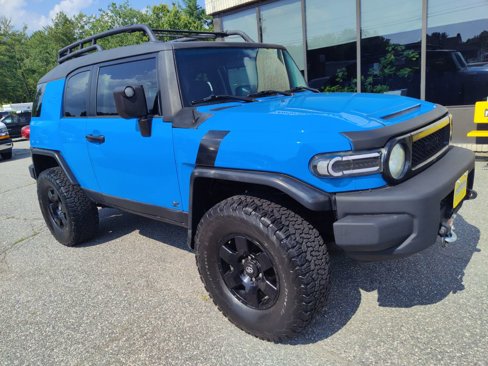 Used 2007 Toyota FJ Cruiser 4WD image 2
